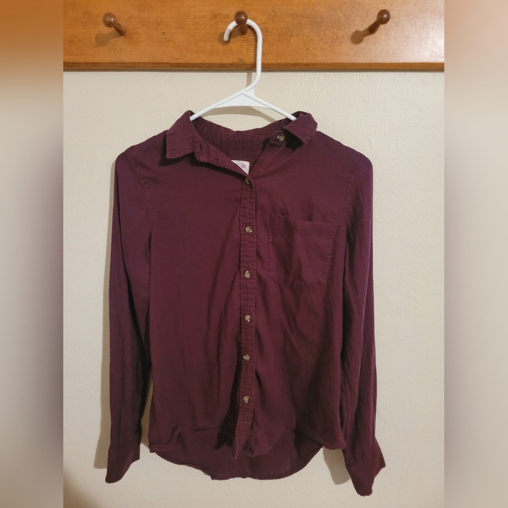 SO Plain Maroon Button-Up Shirt